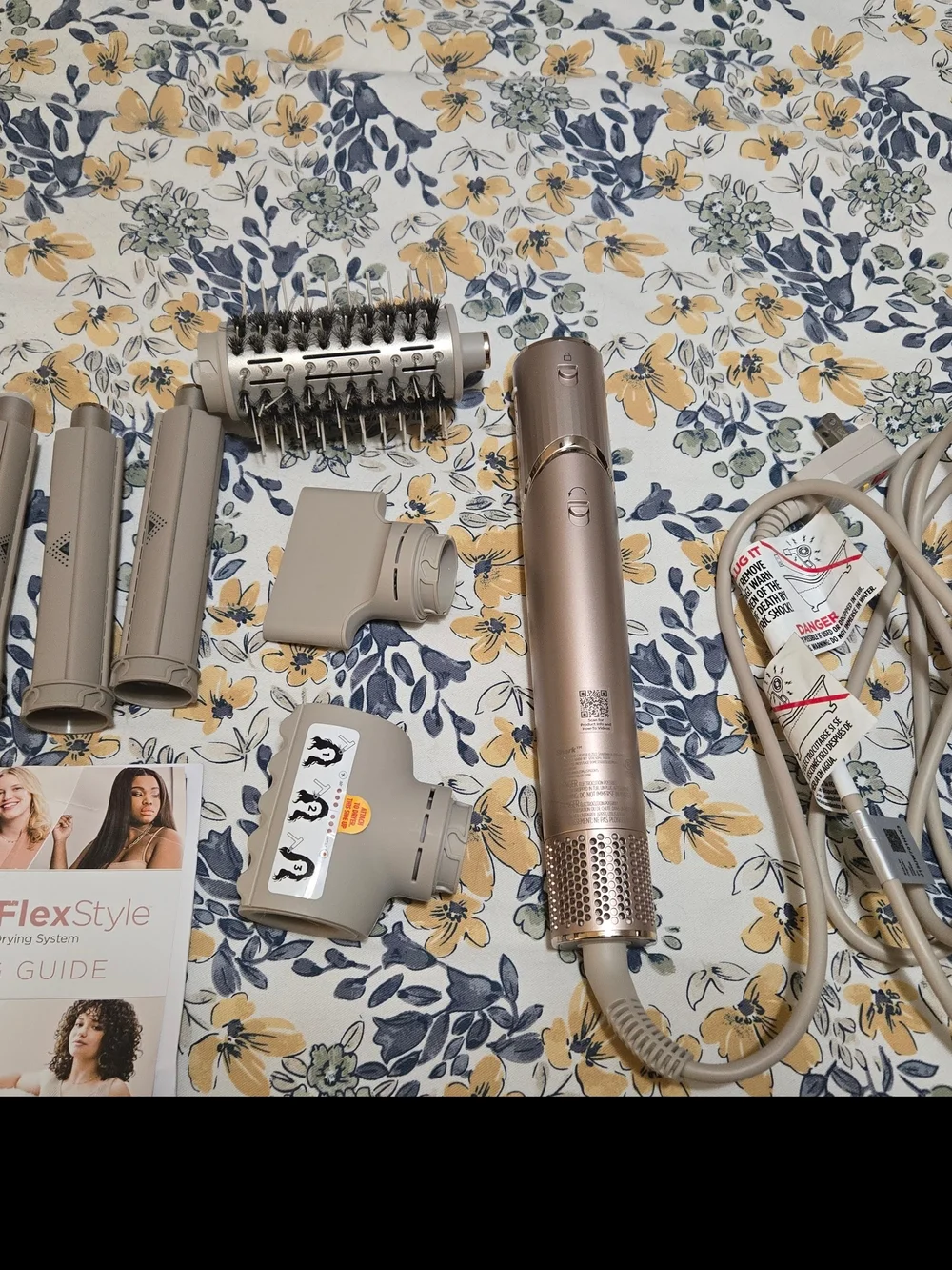 Shark Rose Gold Travel Hair Dryer - Compact Women’s Hair Tool